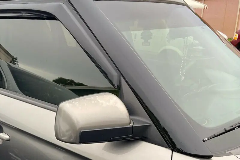 Hyundai Creta windshield pillar trim